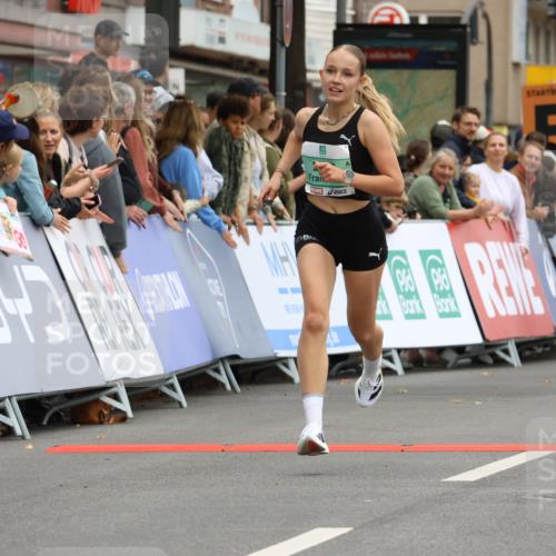 21.09.2025 - PSD Bank Halbmarathon Strokosch-Dieckow http://msf.ph/oto/8943348 21.09.2025 11:38:18 Ziel 1892, 1904, 1985, 2675 meine-sportfotos.de