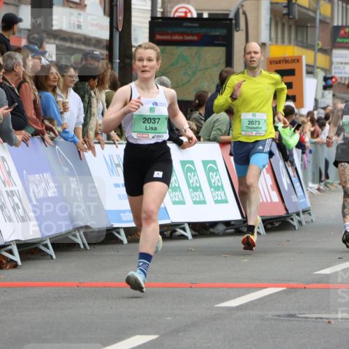 21.09.2025 - PSD Bank Halbmarathon Strokosch-Dieckow http://msf.ph/oto/8943391 21.09.2025 11:38:29 Ziel 1951, 1984, 1985, 2037, 2073, 2077, 2099, 2200 meine-sportfotos.de