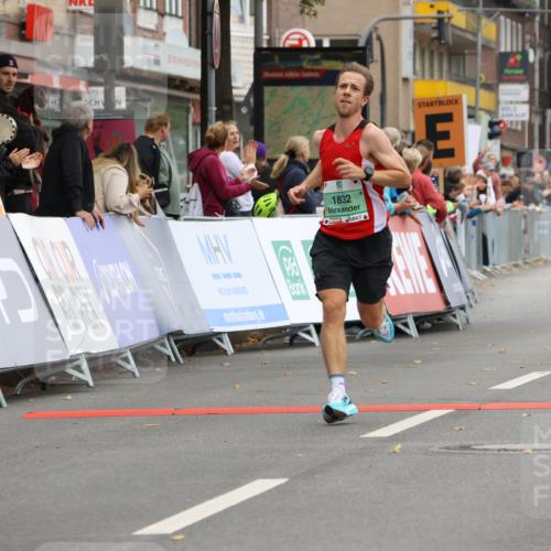 21.09.2025 - PSD Bank Halbmarathon Strokosch-Dieckow http://msf.ph/oto/8943404 21.09.2025 11:15:59 Ziel 1832 meine-sportfotos.de
