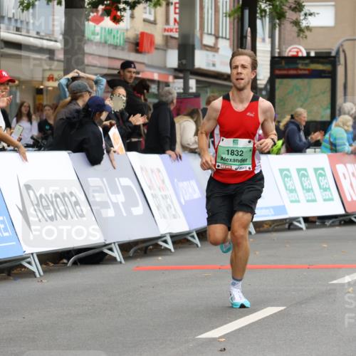 21.09.2025 - PSD Bank Halbmarathon Strokosch-Dieckow http://msf.ph/oto/8943408 21.09.2025 11:16:00 Ziel 1832 meine-sportfotos.de