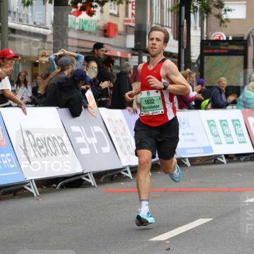21.09.2025 - PSD Bank Halbmarathon Strokosch-Dieckow http://msf.ph/oto/8943415 21.09.2025 11:16:00 Ziel 1832 meine-sportfotos.de