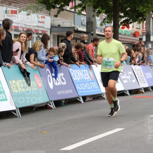 21.09.2025 - PSD Bank Halbmarathon Strokosch-Dieckow http://msf.ph/oto/8943487 21.09.2025 11:39:02 Ziel 1027, 1147, 1917, 2047, 2055, 2079, 2137 meine-sportfotos.de