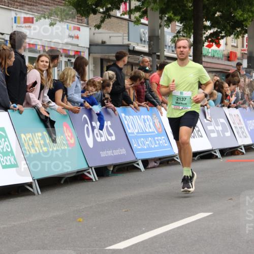 21.09.2025 - PSD Bank Halbmarathon Strokosch-Dieckow http://msf.ph/oto/8943489 21.09.2025 11:39:02 Ziel 1027, 1147, 1917, 2047, 2055, 2079, 2137 meine-sportfotos.de