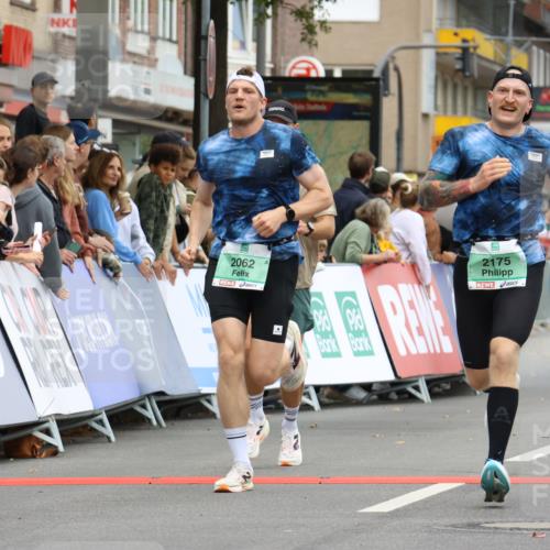 21.09.2025 - PSD Bank Halbmarathon Strokosch-Dieckow http://msf.ph/oto/8943494 21.09.2025 11:39:11 Ziel 1227, 2038, 2062, 2064, 2080, 2175 meine-sportfotos.de
