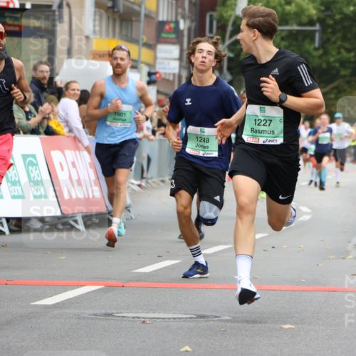 21.09.2025 - PSD Bank Halbmarathon Strokosch-Dieckow http://msf.ph/oto/8943521 21.09.2025 11:39:17 Ziel 1227, 1248, 1416, 1769, 1901, 2038, 2062, 2064, 2080, 2175 meine-sportfotos.de