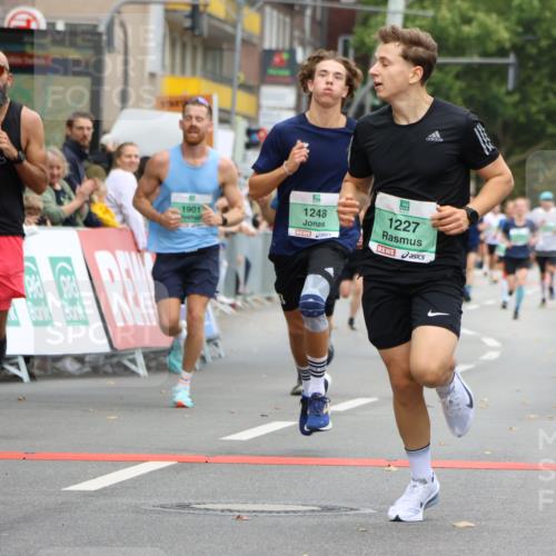 21.09.2025 - PSD Bank Halbmarathon Strokosch-Dieckow http://msf.ph/oto/8943525 21.09.2025 11:39:17 Ziel 1227, 1248, 1416, 1769, 1901, 2038, 2062, 2064, 2080, 2175 meine-sportfotos.de