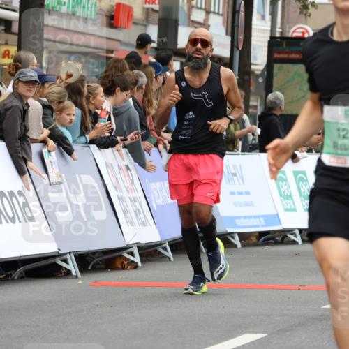 21.09.2025 - PSD Bank Halbmarathon Strokosch-Dieckow http://msf.ph/oto/8943529 21.09.2025 11:39:18 Ziel 1110, 1227, 1248, 1416, 1769, 1901, 2038, 2062, 2064, 2080, 2175, 4055 meine-sportfotos.de