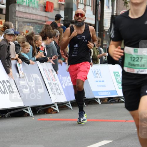 21.09.2025 - PSD Bank Halbmarathon Strokosch-Dieckow http://msf.ph/oto/8943530 21.09.2025 11:39:18 Ziel 1110, 1227, 1248, 1416, 1769, 1901, 2038, 2062, 2064, 2080, 2175, 4055 meine-sportfotos.de