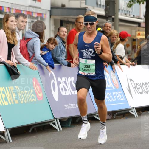 21.09.2025 - PSD Bank Halbmarathon Strokosch-Dieckow http://msf.ph/oto/8943570 21.09.2025 11:17:08 Ziel 1358 meine-sportfotos.de