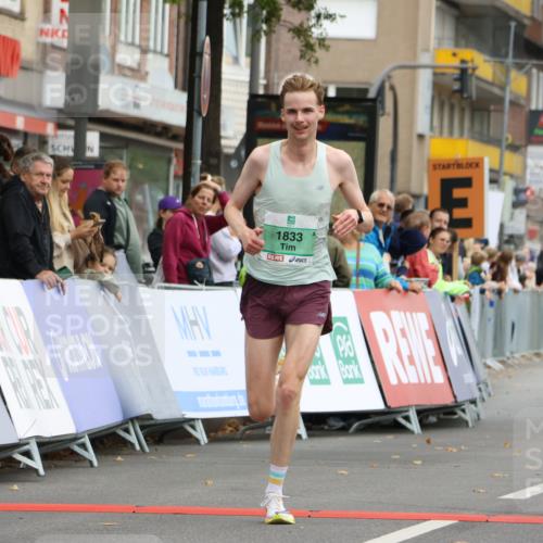 21.09.2025 - PSD Bank Halbmarathon Strokosch-Dieckow http://msf.ph/oto/8943584 21.09.2025 11:17:27 Ziel 1833 meine-sportfotos.de
