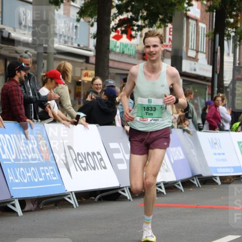 21.09.2025 - PSD Bank Halbmarathon Strokosch-Dieckow http://msf.ph/oto/8943596 21.09.2025 11:17:28 Ziel 1833 meine-sportfotos.de