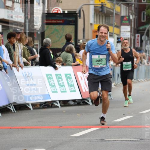 21.09.2025 - PSD Bank Halbmarathon Strokosch-Dieckow http://msf.ph/oto/8943621 21.09.2025 11:39:46 Ziel 1469, 1960, 1968, 1970, 2069, 2084, 2085, 2579, 2897, 3909 meine-sportfotos.de