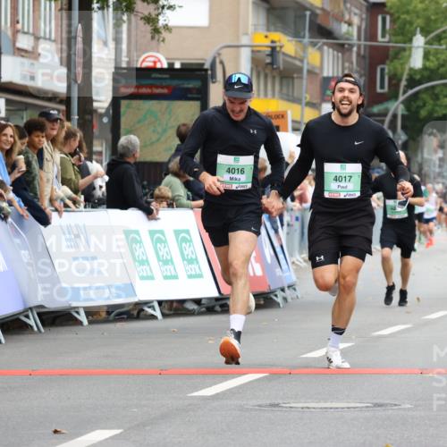 21.09.2025 - PSD Bank Halbmarathon Strokosch-Dieckow http://msf.ph/oto/8943640 21.09.2025 11:39:54 Ziel 1645, 1968, 2084, 2085, 2442, 4016, 4017 meine-sportfotos.de