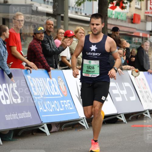 21.09.2025 - PSD Bank Halbmarathon Strokosch-Dieckow http://msf.ph/oto/8943664 21.09.2025 11:18:27 Ziel 1828 meine-sportfotos.de