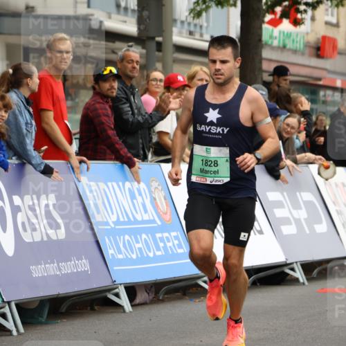 21.09.2025 - PSD Bank Halbmarathon Strokosch-Dieckow http://msf.ph/oto/8943666 21.09.2025 11:18:27 Ziel 1828 meine-sportfotos.de