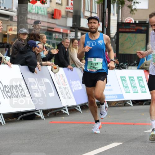 21.09.2025 - PSD Bank Halbmarathon Strokosch-Dieckow http://msf.ph/oto/8943682 21.09.2025 11:18:36 Ziel 1327, 3899 meine-sportfotos.de