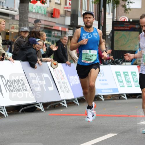 21.09.2025 - PSD Bank Halbmarathon Strokosch-Dieckow http://msf.ph/oto/8943684 21.09.2025 11:18:36 Ziel 1327, 3899 meine-sportfotos.de