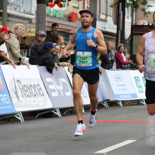 21.09.2025 - PSD Bank Halbmarathon Strokosch-Dieckow http://msf.ph/oto/8943694 21.09.2025 11:18:37 Ziel 1327, 3899 meine-sportfotos.de