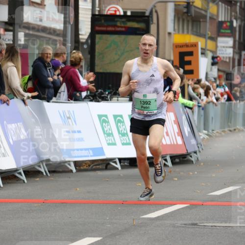 21.09.2025 - PSD Bank Halbmarathon Strokosch-Dieckow http://msf.ph/oto/8943697 21.09.2025 11:18:51 Ziel 1392 meine-sportfotos.de