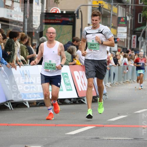 21.09.2025 - PSD Bank Halbmarathon Strokosch-Dieckow http://msf.ph/oto/8943707 21.09.2025 11:40:17 Ziel 1566, 1712, 1779, 1932, 2021, 2063 meine-sportfotos.de