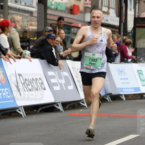 21.09.2025 - PSD Bank Halbmarathon Strokosch-Dieckow http://msf.ph/oto/8943712 21.09.2025 11:18:52 Ziel 1307, 1392 meine-sportfotos.de