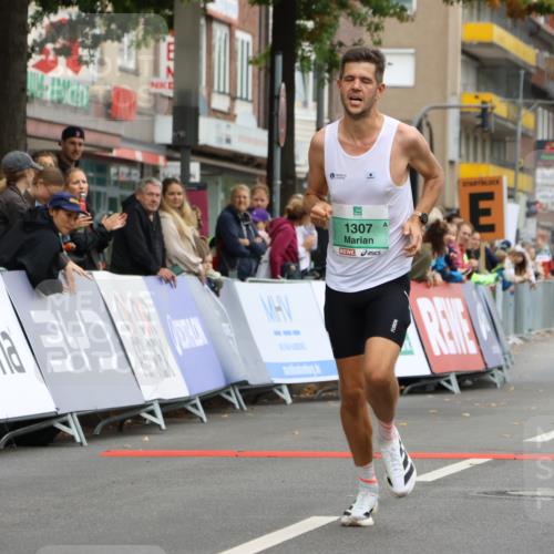 21.09.2025 - PSD Bank Halbmarathon Strokosch-Dieckow http://msf.ph/oto/8943738 21.09.2025 11:19:00 Ziel 1307, 1392 meine-sportfotos.de