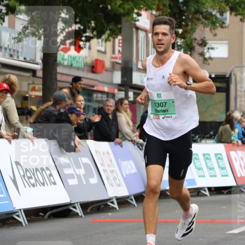 21.09.2025 - PSD Bank Halbmarathon Strokosch-Dieckow http://msf.ph/oto/8943751 21.09.2025 11:19:01 Ziel 1307, 1392 meine-sportfotos.de