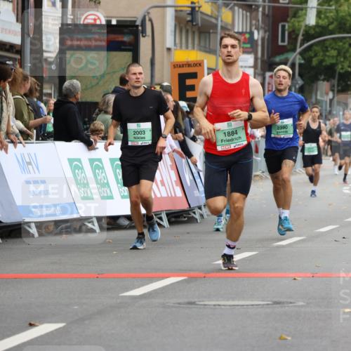 21.09.2025 - PSD Bank Halbmarathon Strokosch-Dieckow http://msf.ph/oto/8943761 21.09.2025 11:40:40 Ziel 1191, 1884, 1947, 1955, 2003, 2142, 2212, 2390 meine-sportfotos.de