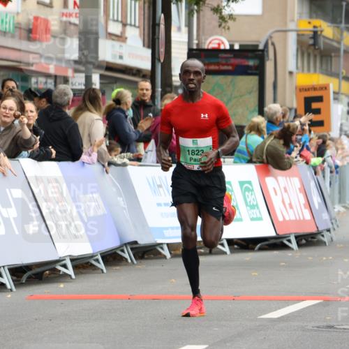 21.09.2025 - PSD Bank Halbmarathon Strokosch-Dieckow http://msf.ph/oto/8943793 21.09.2025 11:19:58 Ziel 1799, 1823 meine-sportfotos.de