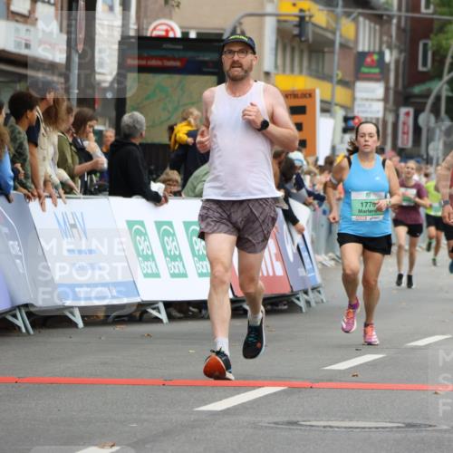 21.09.2025 - PSD Bank Halbmarathon Strokosch-Dieckow http://msf.ph/oto/8943831 21.09.2025 11:41:15 Ziel 1435, 1775, 1776, 1788, 2183, 2227, 3911, 4026 meine-sportfotos.de