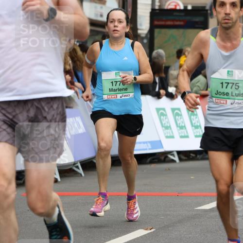 21.09.2025 - PSD Bank Halbmarathon Strokosch-Dieckow http://msf.ph/oto/8943844 21.09.2025 11:41:18 Ziel 1349, 1435, 1775, 1776, 1786, 1788, 1886, 2116, 2183, 2227, 3911, 4026 meine-sportfotos.de
