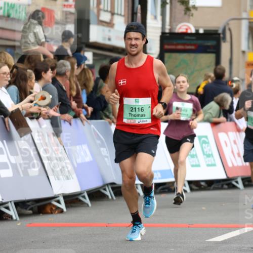 21.09.2025 - PSD Bank Halbmarathon Strokosch-Dieckow http://msf.ph/oto/8943850 21.09.2025 11:41:22 Ziel 1349, 1435, 1775, 1776, 1786, 1886, 2083, 2116, 2443, 3911, 4026 meine-sportfotos.de