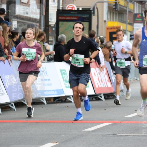 21.09.2025 - PSD Bank Halbmarathon Strokosch-Dieckow http://msf.ph/oto/8943856 21.09.2025 11:41:23 Ziel 1349, 1435, 1775, 1776, 1786, 1886, 2083, 2116, 2443, 3911, 4026 meine-sportfotos.de