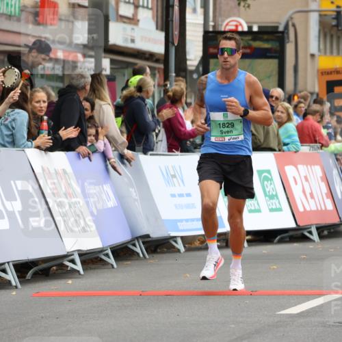 21.09.2025 - PSD Bank Halbmarathon Strokosch-Dieckow http://msf.ph/oto/8943868 21.09.2025 11:20:39 Ziel 1440, 1829 meine-sportfotos.de