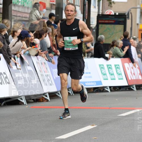 21.09.2025 - PSD Bank Halbmarathon Strokosch-Dieckow http://msf.ph/oto/8943902 21.09.2025 11:41:39 Ziel 1399, 1758, 1765, 1887, 2029, 2043, 2111, 2231, 3895 meine-sportfotos.de