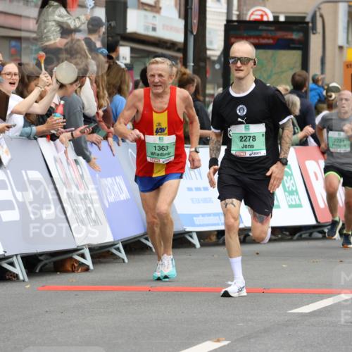 21.09.2025 - PSD Bank Halbmarathon Strokosch-Dieckow http://msf.ph/oto/8943945 21.09.2025 11:42:13 Ziel 1363, 1484, 1801, 2224, 2278 meine-sportfotos.de
