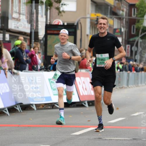 21.09.2025 - PSD Bank Halbmarathon Strokosch-Dieckow http://msf.ph/oto/8943953 21.09.2025 11:21:00 Ziel 1835, 1837, 1846, 1862 meine-sportfotos.de