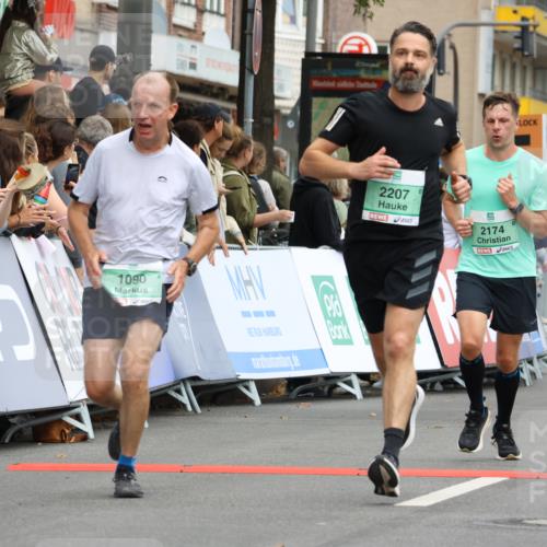 21.09.2025 - PSD Bank Halbmarathon Strokosch-Dieckow http://msf.ph/oto/8944006 21.09.2025 11:42:39 Ziel 1068, 1090, 1312, 2123, 2127, 2174, 2207, 2272, 4046 meine-sportfotos.de