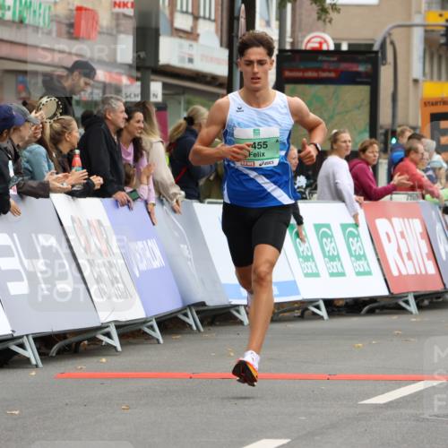 21.09.2025 - PSD Bank Halbmarathon Strokosch-Dieckow http://msf.ph/oto/8944073 21.09.2025 11:23:05 Ziel 1237, 1455, 1840 meine-sportfotos.de