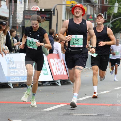 21.09.2025 - PSD Bank Halbmarathon Strokosch-Dieckow http://msf.ph/oto/8944107 21.09.2025 11:43:31 Ziel 1073, 1336, 1592, 1593, 2208, 2252, 2267, 3188, 3934 meine-sportfotos.de