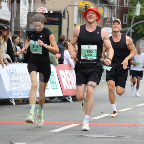 21.09.2025 - PSD Bank Halbmarathon Strokosch-Dieckow http://msf.ph/oto/8944108 21.09.2025 11:43:31 Ziel 1073, 1336, 1592, 1593, 2208, 2252, 2267, 3188, 3934 meine-sportfotos.de