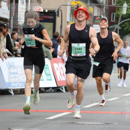 21.09.2025 - PSD Bank Halbmarathon Strokosch-Dieckow http://msf.ph/oto/8944109 21.09.2025 11:43:31 Ziel 1073, 1336, 1592, 1593, 2208, 2252, 2267, 3188, 3934 meine-sportfotos.de