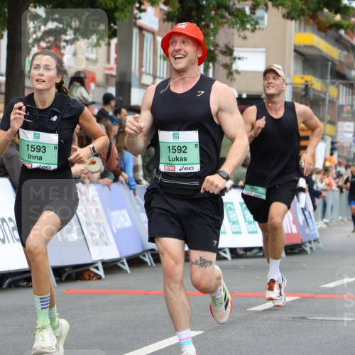 21.09.2025 - PSD Bank Halbmarathon Strokosch-Dieckow http://msf.ph/oto/8944111 21.09.2025 11:43:33 Ziel 1073, 1336, 1592, 1593, 1736, 2208, 2252, 2267, 3188, 3934 meine-sportfotos.de