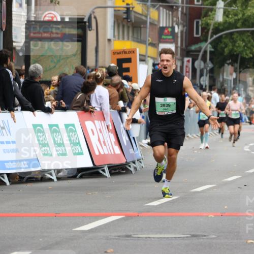 21.09.2025 - PSD Bank Halbmarathon Strokosch-Dieckow http://msf.ph/oto/8944159 21.09.2025 11:45:27 Ziel 1023, 1041, 2139, 2143, 2939 meine-sportfotos.de