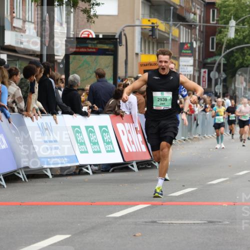 21.09.2025 - PSD Bank Halbmarathon Strokosch-Dieckow http://msf.ph/oto/8944166 21.09.2025 11:45:28 Ziel 1023, 1041, 2139, 2143, 2939 meine-sportfotos.de