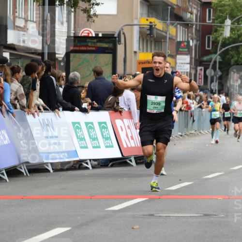 21.09.2025 - PSD Bank Halbmarathon Strokosch-Dieckow http://msf.ph/oto/8944167 21.09.2025 11:45:28 Ziel 1023, 1041, 2139, 2143, 2939 meine-sportfotos.de