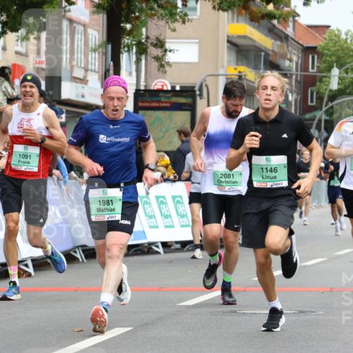 21.09.2025 - PSD Bank Halbmarathon Strokosch-Dieckow http://msf.ph/oto/8944199 21.09.2025 11:44:08 Ziel 1091, 1146, 1329, 1621, 1757, 1806, 1981, 1986, 2081, 2196, 2294, 2460, 3023, 4057 meine-sportfotos.de