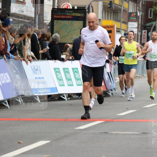 21.09.2025 - PSD Bank Halbmarathon Strokosch-Dieckow http://msf.ph/oto/8944216 21.09.2025 11:44:14 Ziel 1020, 1091, 1146, 1329, 1806, 1966, 1981, 1997, 2081, 2173, 2386, 3023, 4057 meine-sportfotos.de