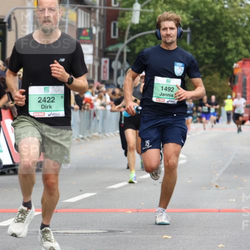 21.09.2025 - PSD Bank Halbmarathon Strokosch-Dieckow http://msf.ph/oto/8944253 21.09.2025 11:45:46 Ziel 1049, 1364, 1534, 2103, 2117, 2261, 2292, 2406, 2409, 2422, 2483, 3173 meine-sportfotos.de