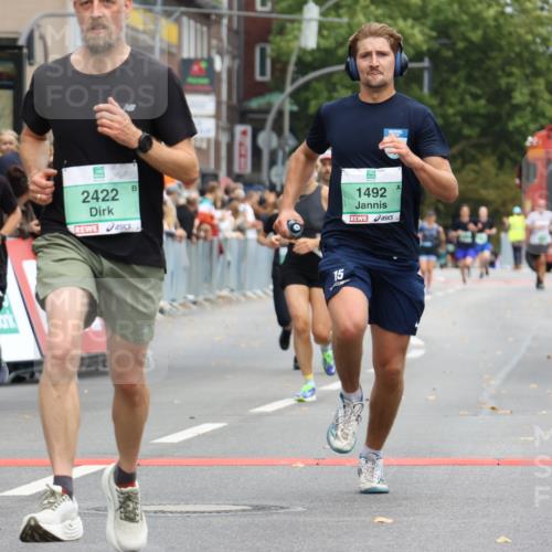 21.09.2025 - PSD Bank Halbmarathon Strokosch-Dieckow http://msf.ph/oto/8944255 21.09.2025 11:45:46 Ziel 1049, 1364, 1534, 2103, 2117, 2261, 2292, 2406, 2409, 2422, 2483, 3173 meine-sportfotos.de